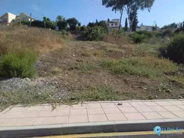 1500m2 Plot for Sale in Elviria-72582