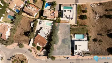862m2 Plot for Sale in Valle Romano-72657