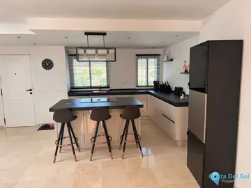 2 bedroom Apartment for Sale in New Golden Mile-72756