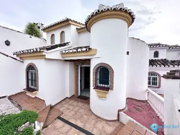 4 bedroom House for Sale in Calahonda