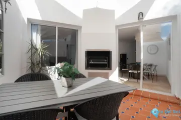 3 bedroom House for Sale in Nueva Andalucía-73221