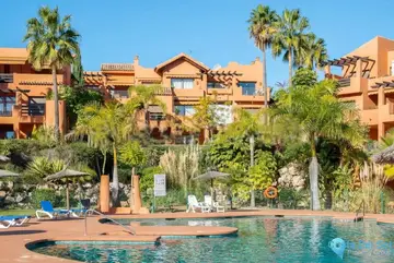 2 bedroom Apartment for Sale in New Golden Mile-73225