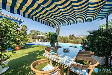 4 bedroom House for Sale in Coín-73390