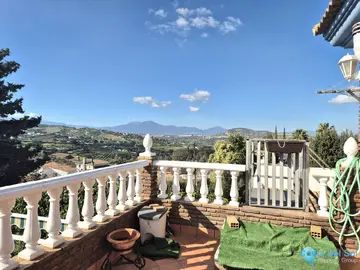 4 bedroom House for Sale in Alhaurín el Grande