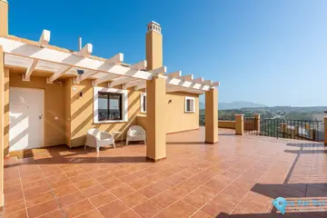 2 bedroom Apartment for Sale in Calanova Golf-74148