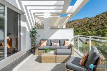2 bedroom Apartment for Sale in Benahavís-74177