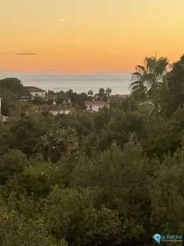 1042m2 Plot for Sale in Elviria