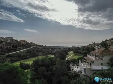 1516m2 Plot for Sale in Elviria-74612