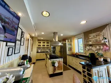 4 bedroom Apartment for Sale in Estepona-74733