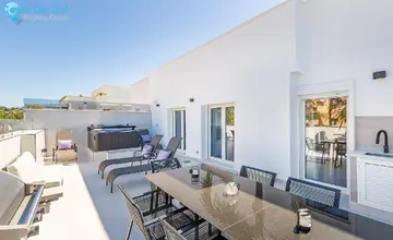 3 bedroom Apartment for Sale in Nueva Andalucía-2991