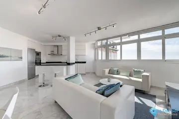 2 bedroom Apartment for Sale in Marbella-75041