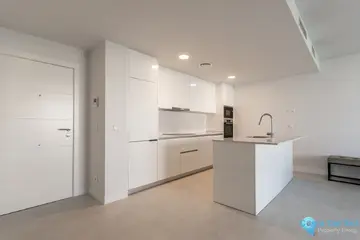 2 bedroom Apartment for Sale in Estepona-75075