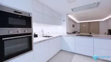 2 bedroom Apartment for Sale in Nueva Andalucía-75294