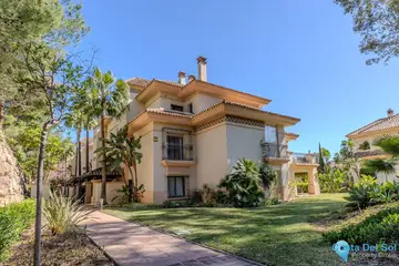 2 bedroom Apartment for Sale in Río Real-75463