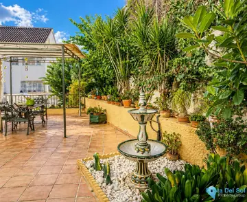 4 bedroom House for Sale in Las Lagunas