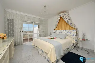 3 bedroom Apartment for Sale in Alhaurín el Grande-75785