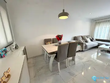 3 bedroom Apartment for Sale in El Pinillo-76286