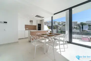 2 bedroom Apartment for Sale in Fuengirola-76315