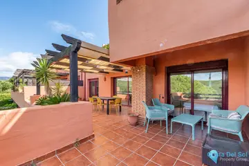 3 bedroom Apartment for Sale in Casares