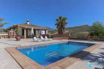 3 bedroom House for Sale in Guaro-76442