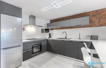 2 bedroom Apartment for Sale in Benahavís-76509
