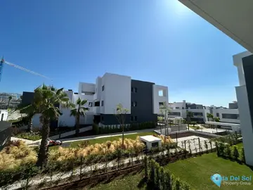 3 bedroom Apartment for Sale in Selwo-76680