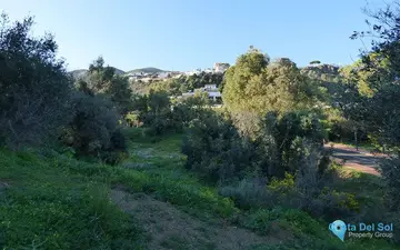 2001m2 Plot for Sale in Benalmadena Pueblo-76880