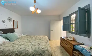 4 bedroom House for Sale in Marbella-3194