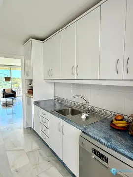 3 bedroom Apartment for Sale in Estepona-77160