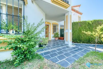 3 bedroom House for Sale in Bel Air-97618