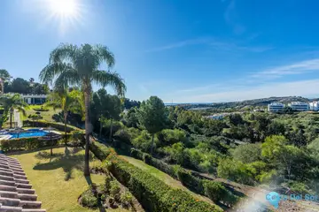 4 bedroom Apartment for Sale in Benahavís