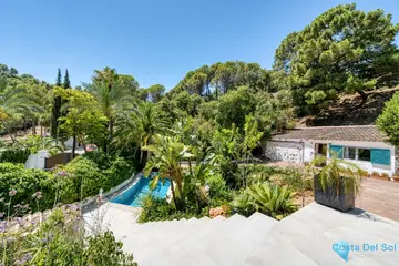 5 bedroom House for Sale in El Madroñal-98077