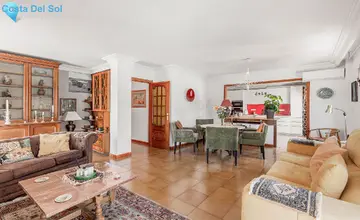 6 bedroom Apartment for Sale in Estepona-3291