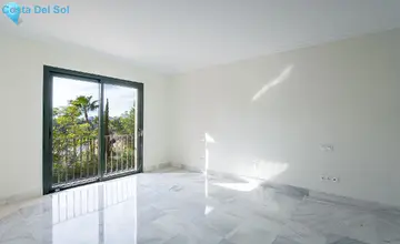 2 bedroom Apartment for Sale in La Quinta-3326