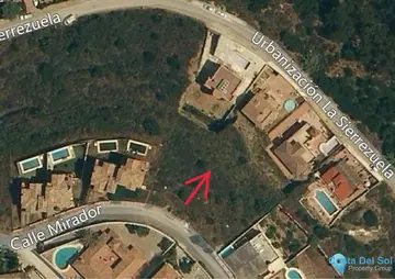 795m2 Plot for Sale in Sierrezuela-98564