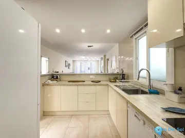 2 bedroom Apartment for Sale in La Duquesa-99507