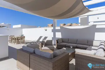 3 bedroom Apartment for Sale in Estepona-100331