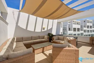 3 bedroom Apartment for Sale in Estepona-13556