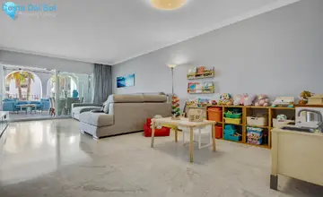 2 bedroom Apartment for Sale in Torremolinos-3656