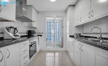 2 bedroom Apartment for Sale in Torremolinos-3660