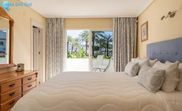 4 bedroom House for Sale in New Golden Mile-3669