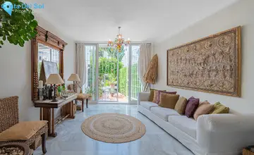 3 bedroom House for Sale in The Golden Mile-3872
