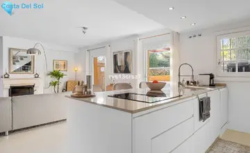 2 bedroom House for Sale in Guadalmina Baja-4132
