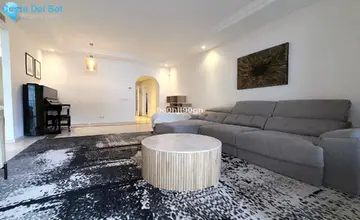 3 bedroom Apartment for Sale in Elviria-4149