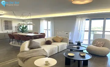 4 bedroom Apartment for Sale in Torreblanca