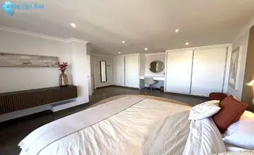 4 bedroom Apartment for Sale in Torreblanca-4308