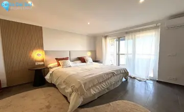 4 bedroom Apartment for Sale in Torreblanca-4306