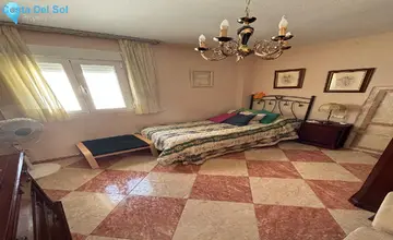 4 bedroom Apartment for Sale in Málaga-4320