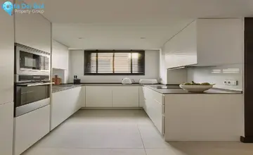 2 bedroom Apartment for Sale in Marbella-4405