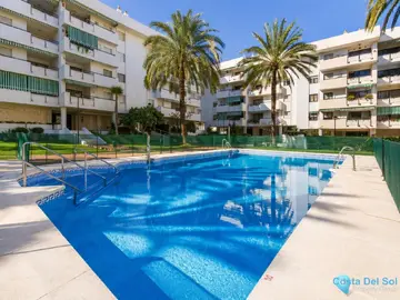 4 bedroom Apartment for Sale in La Carihuela